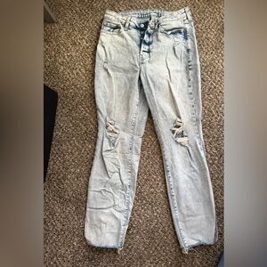 Old Navy Light Wash Distressed Boyfriend Jeans